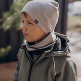 Children's hat with a tunnel scarf