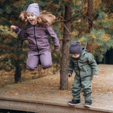 Children's hat with a tunnel scarf