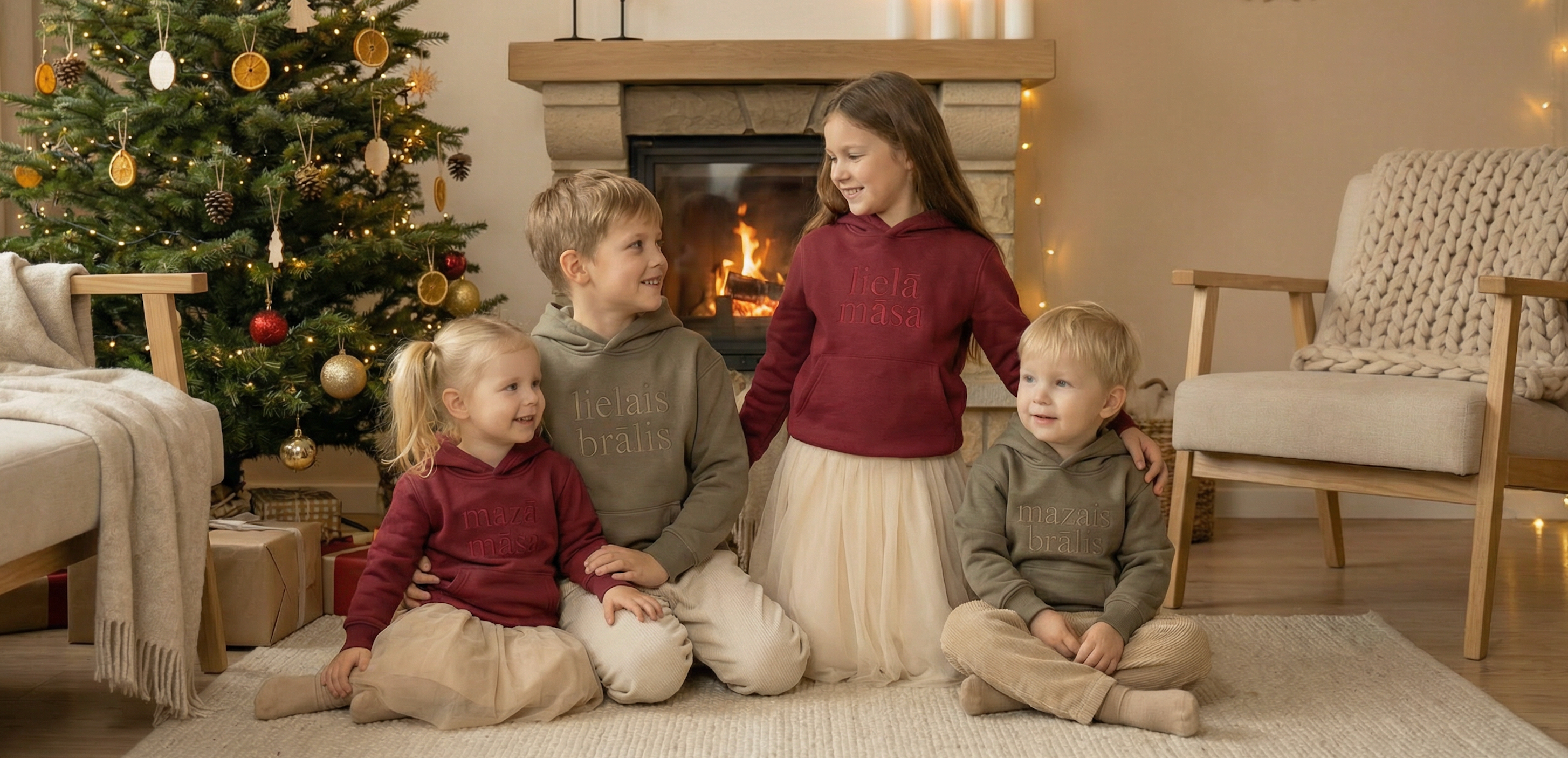 KIDS HOODIES / SWEATERS