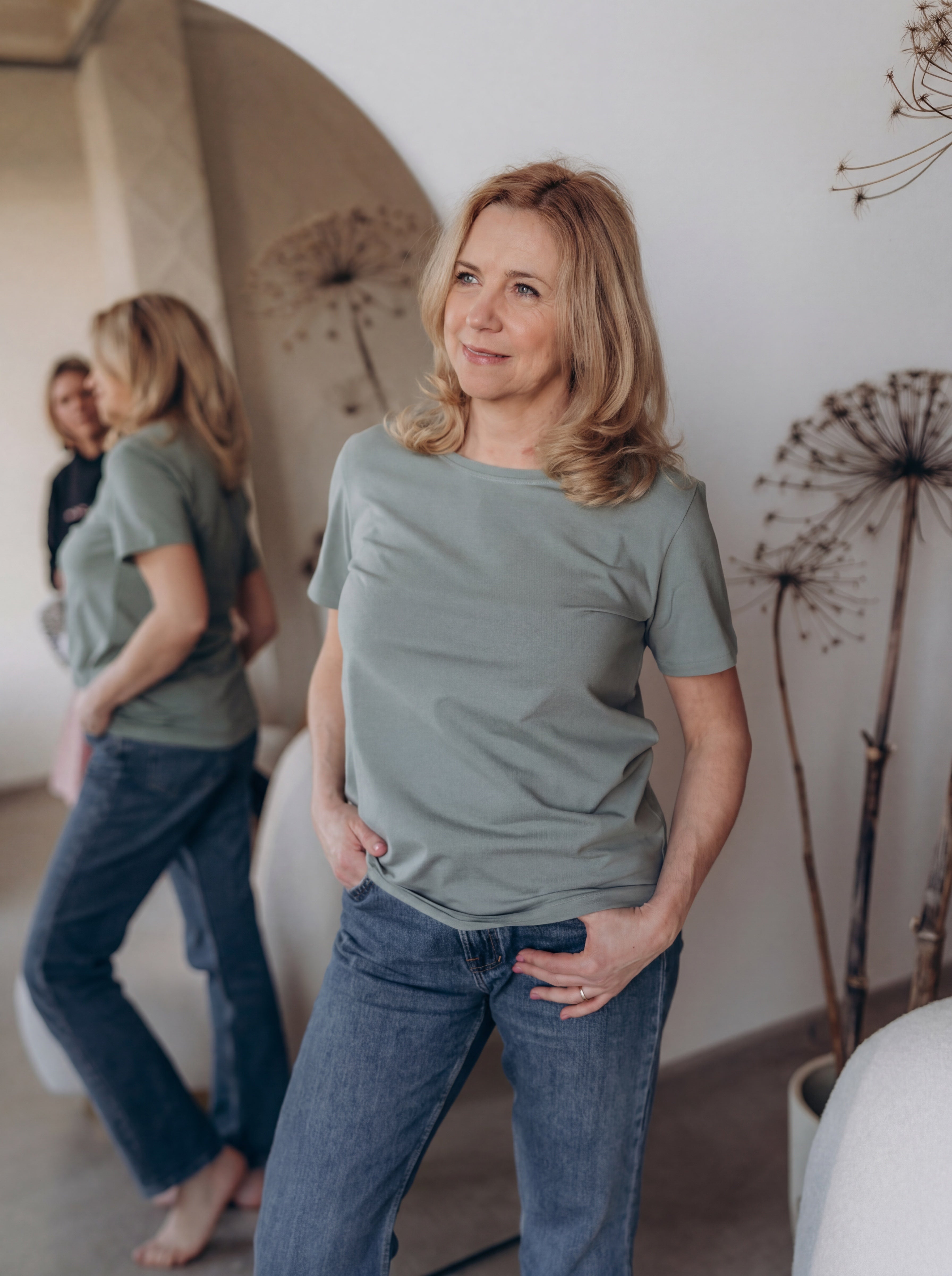 BASIC CLASSIC T-shirt