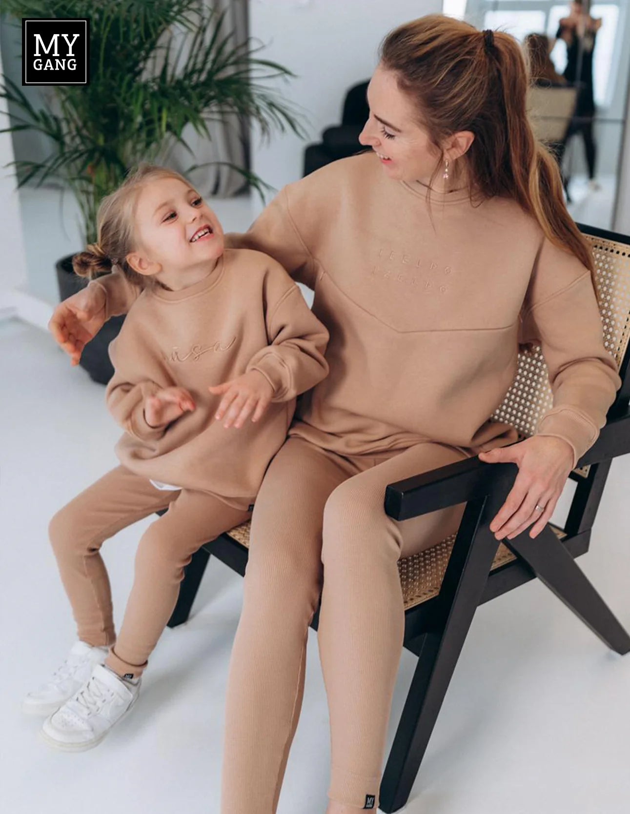 Oversize Hoodie EMME rasedatele ja imetavatele emadele