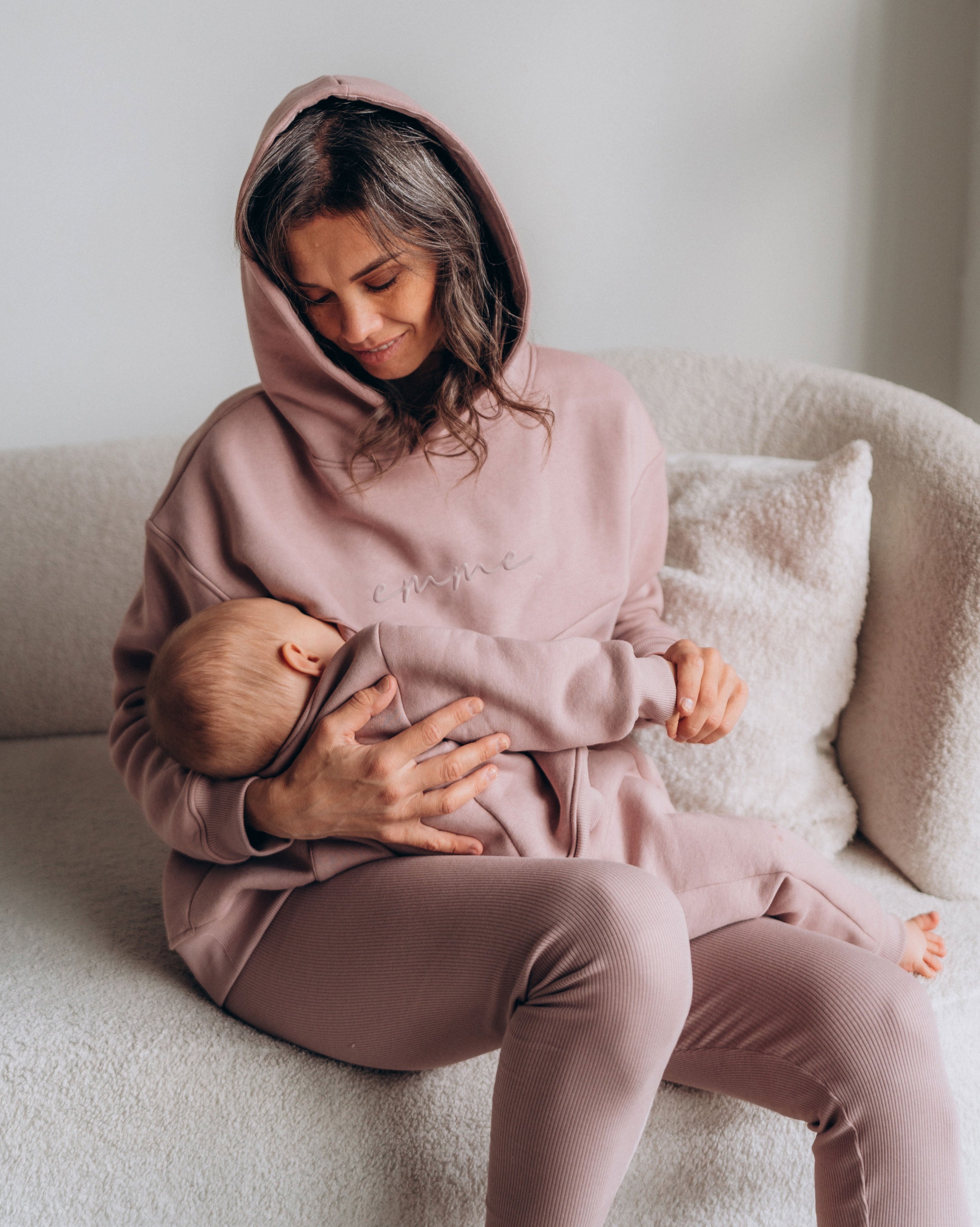 EMME oversize hoodie rasedale ja imetavale emale